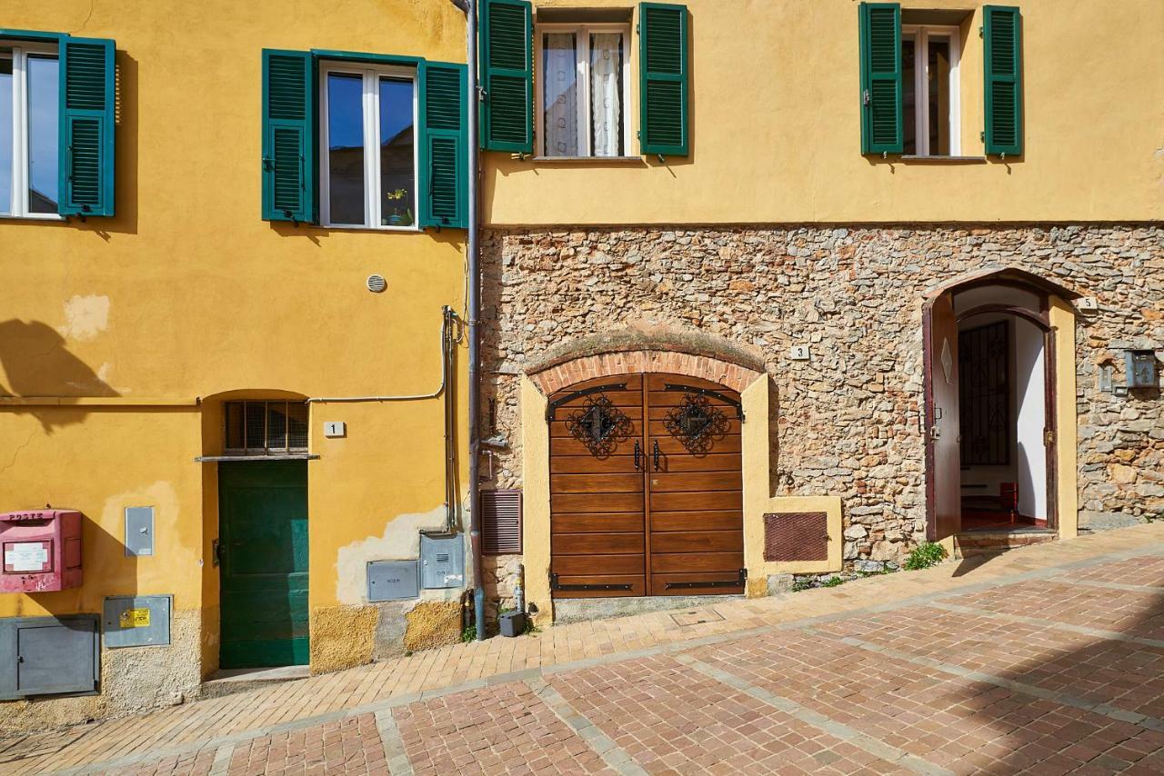 Acasadigiuly Ceriale Exterior foto